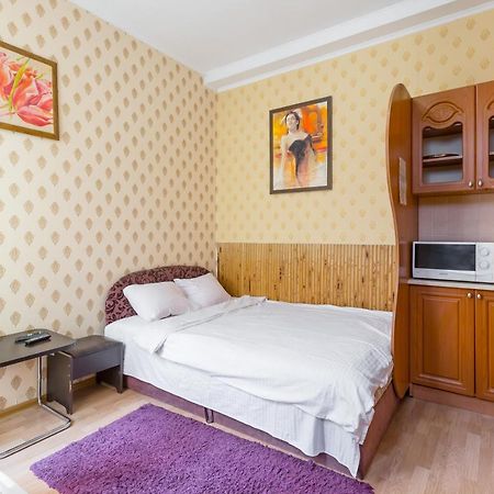 Квартира В Центрі На Вулиці Шевченка 12 Дуже Комфортна Недалеко Біля Вокзалу Lviv Eksteriør billede